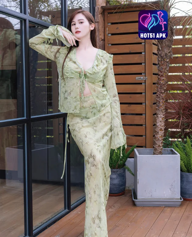 Sisy Si: Menggoda sebagai Dewi Cantik di Hot51 - Panduan Lengkap dan Download Hot 51 Mod APK dan Mod Hotlive . Beautiful Goddess on Hot51 3 - Hot51 Sisy Si-hot51apk