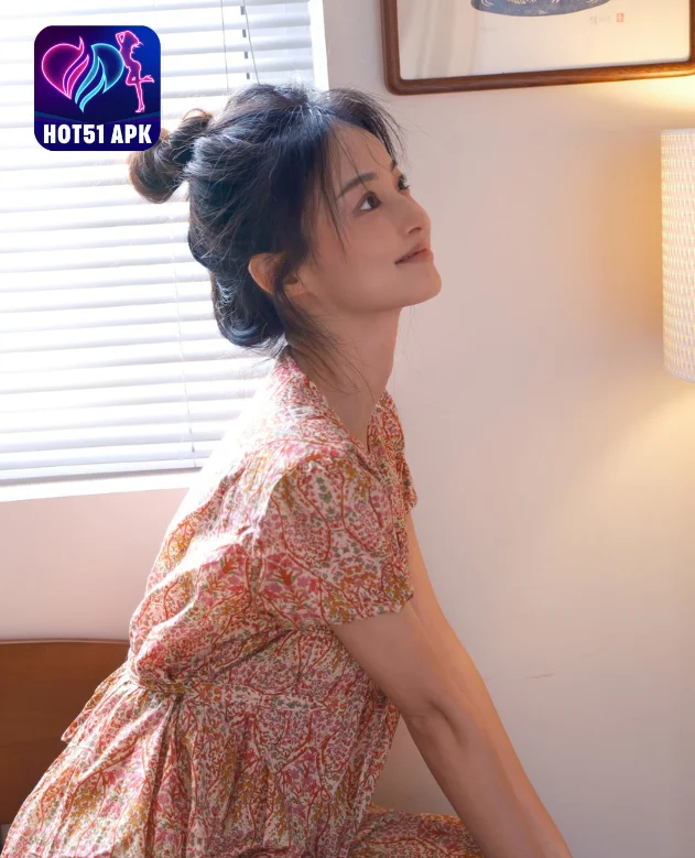 Yu Wei Jiang: Jejak Cantik Sang Dewi di Hot51 - Panduan Unduh APK dan Serunya Live Hot51!. Beautiful girl Goddess 6 - Hot51 Yu Wei Jiang-hot51apk