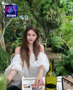 Read more about the article ɢɪʀʟs ғʀᴏᴍ Female Influencer Hot51