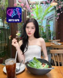 Read more about the article Bethany Cole Memikat di Hot51 MOD APK Terbaru