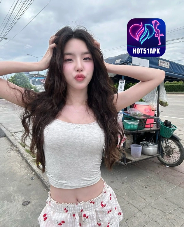 Bella Crawford-HOT51APK