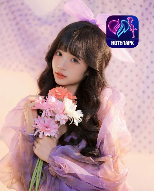 Julian Brooks-HOT51APK