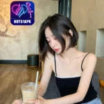 Lily Morgan Cantik Bersinar di HOT51 MOD APK