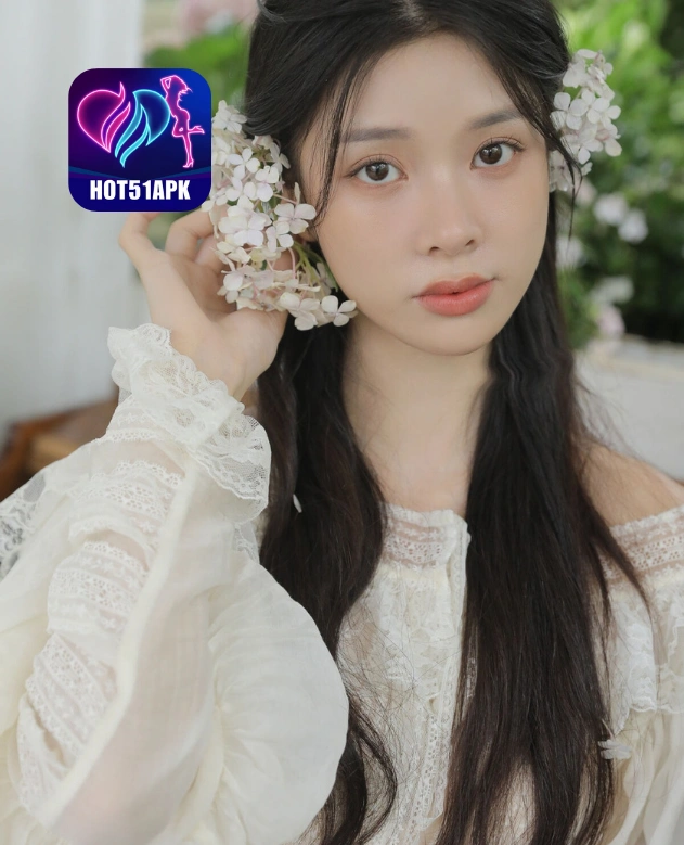 Trevor Ellis-HOT51APK