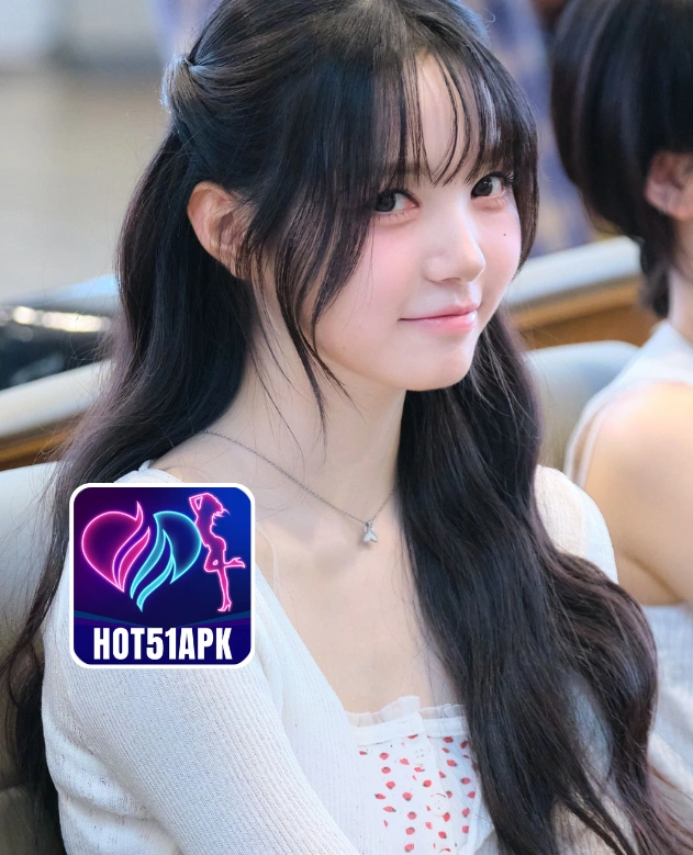 Gloria Hayes-HOT51APK