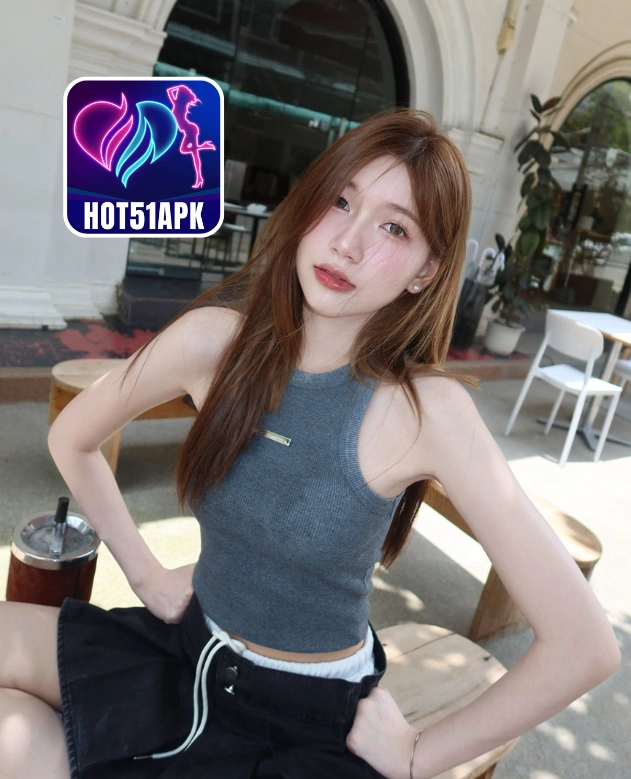 Lydia Turner-HOT51APK