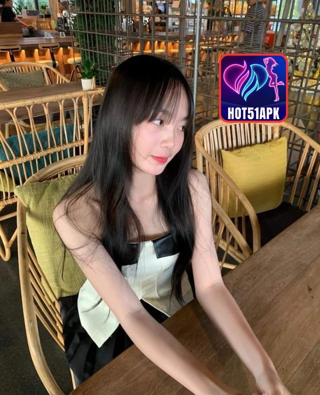 You are currently viewing Charles Mitchell di Hot51 APK Live Streaming