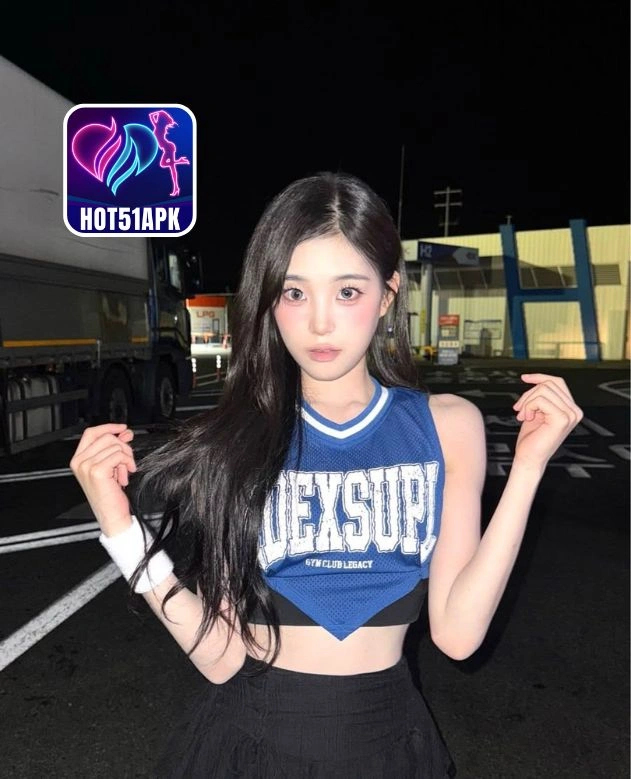 Emily Hughes-HOT51APK