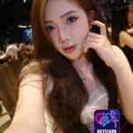 Henry Lewis Beautiful Girl di Hot51 APK Terbaru