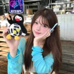 Lily Gibson Gadis Cantik di Hot51 Live Terbarui