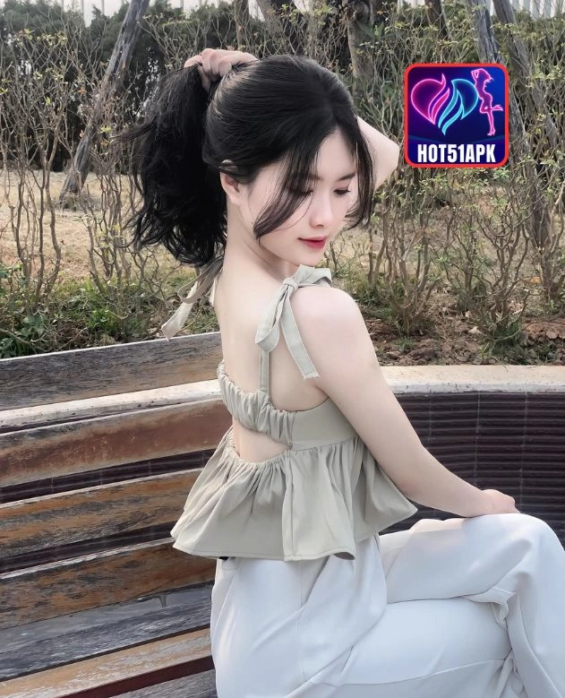 Nanda Permata di Hot51 Live Pesona Host dan Live Interaktif 2026 3 - Hot51 Nanda Permata-hot51apk
