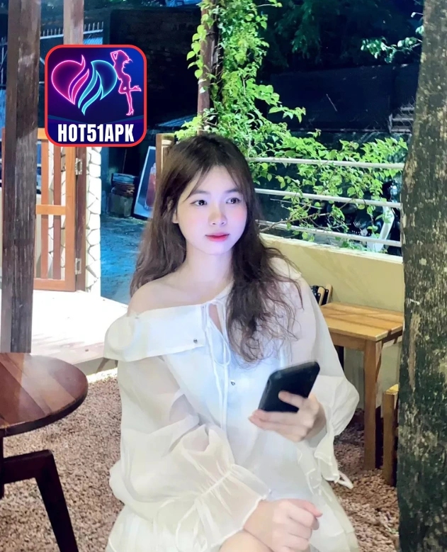 Phoebe Ross-HOT51APK 