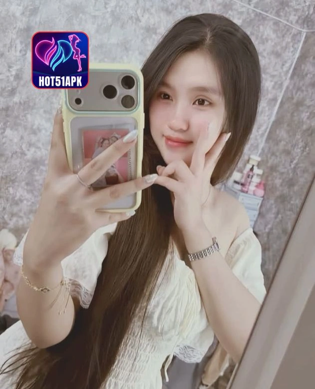 Pesona George Lewis dan Gadis Cantik Hot51 3 - Hot51 George Lewis-HOT51APK