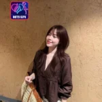 Leo Fisher dan Pesona Cantik di Hot51 Live