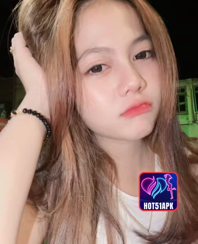 Lily Thompson-HOT51APK