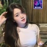 Hot51 Pesona Molly Davis dan Pengalaman Live Menarik