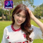 Rebecca Fisher di HOT51 APK Terbaru 2026 Live Streaming Seru