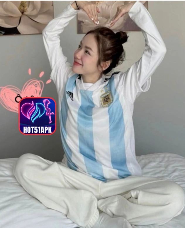Rebecca Fisher di HOT51 APK Terbaru 2026 Live Streaming Seru 4 - Hot51 Rebecca Fisher-HOT51APK