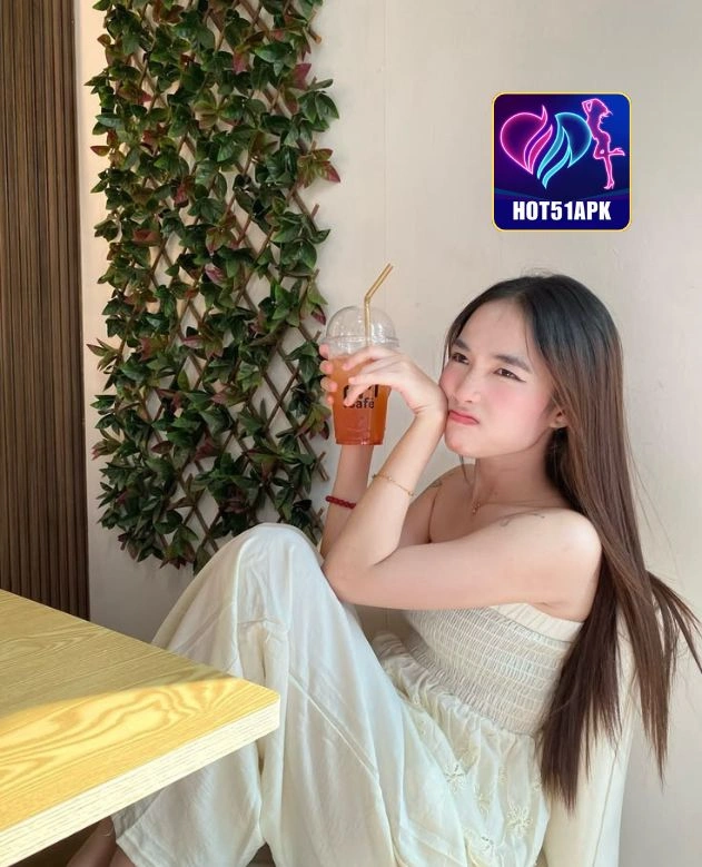 Tyler Phillips Pesona Cantik di Hot51 Apk Terbaru 2026 Kini 3 - Hot51 Tyler Phillips-HOT51APK