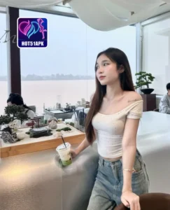 Read more about the article Annisa dan Pesona Cantiknya di Hot51 APK 2026