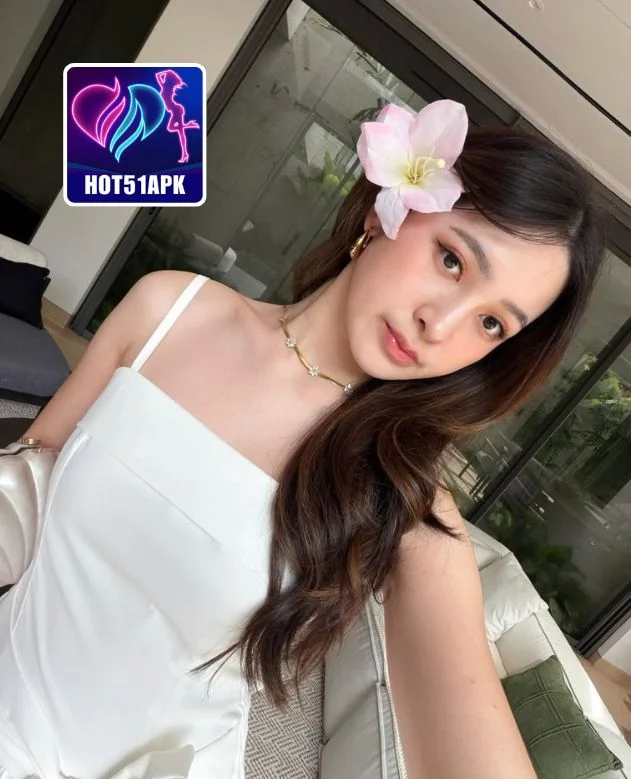 You are currently viewing Hot51 Hazel Cantik Pesona Live yang Bikin Penasaran